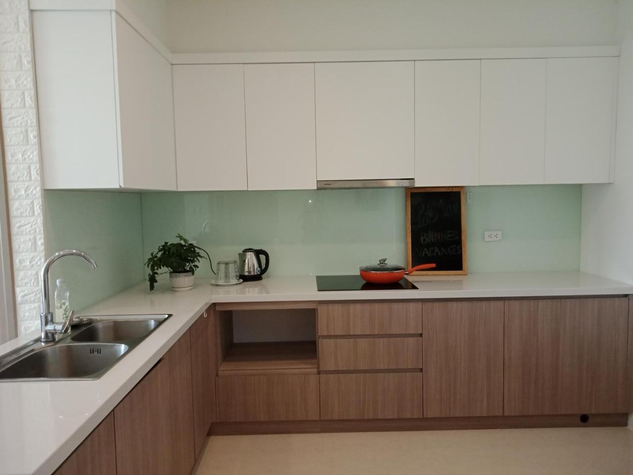La Halong Apartment