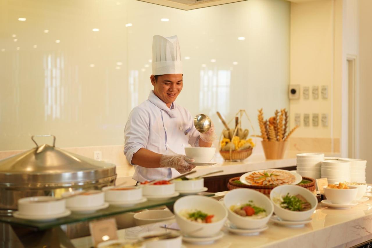 Khách sạn Vinpearl Condotel Beachfront Nha Trang