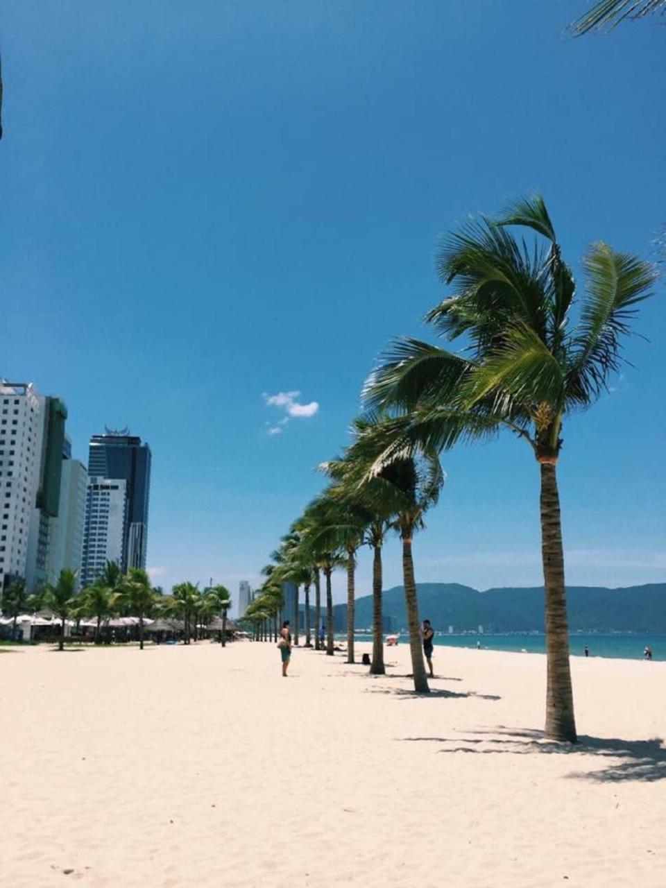 Khách sạn hẻo lánh Sea View Đà Nẵng