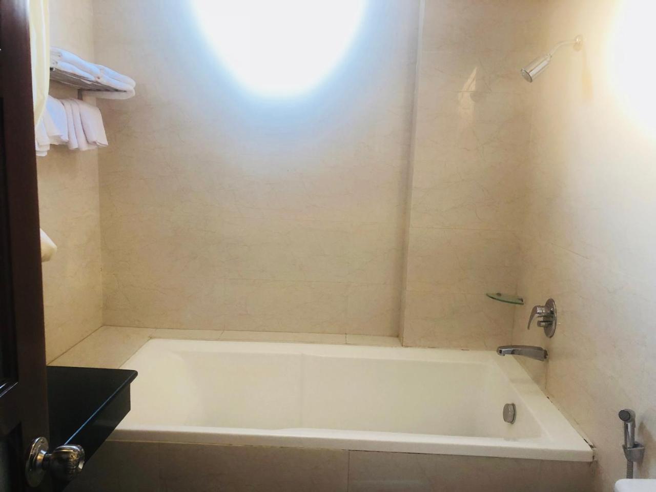 Gic Land Hotel. 4*