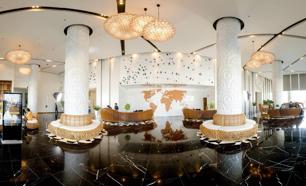 Quinter 5* Nha Trang