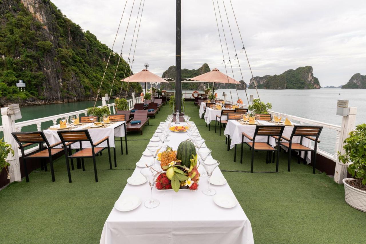  Swan Cruises Halong 4*