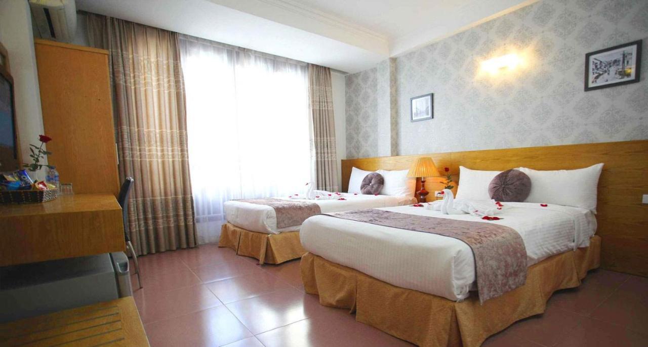 Madam Moon Guest house Hanoi