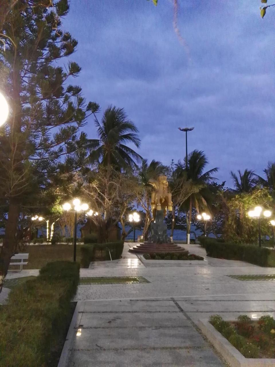 Hotel Habi And *
