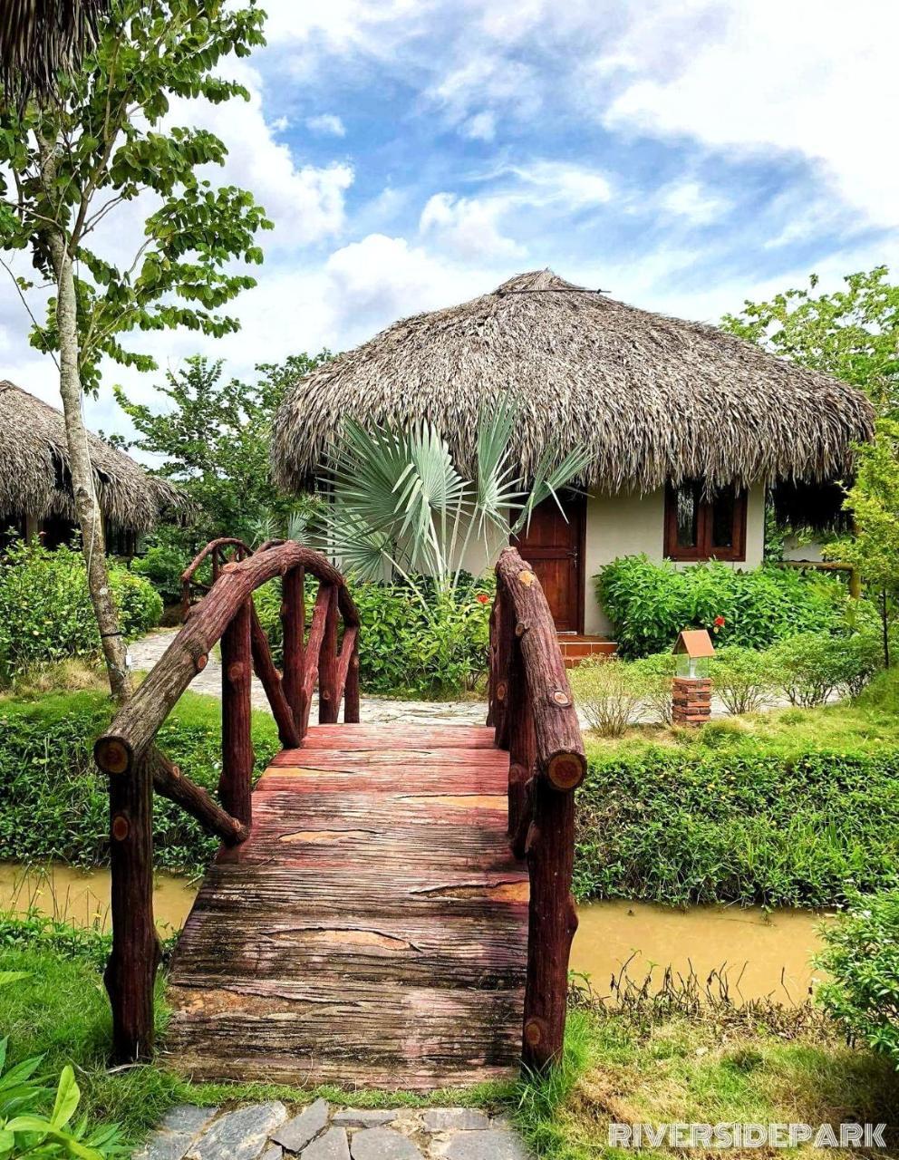 Riverside Park Eco Vinh Long