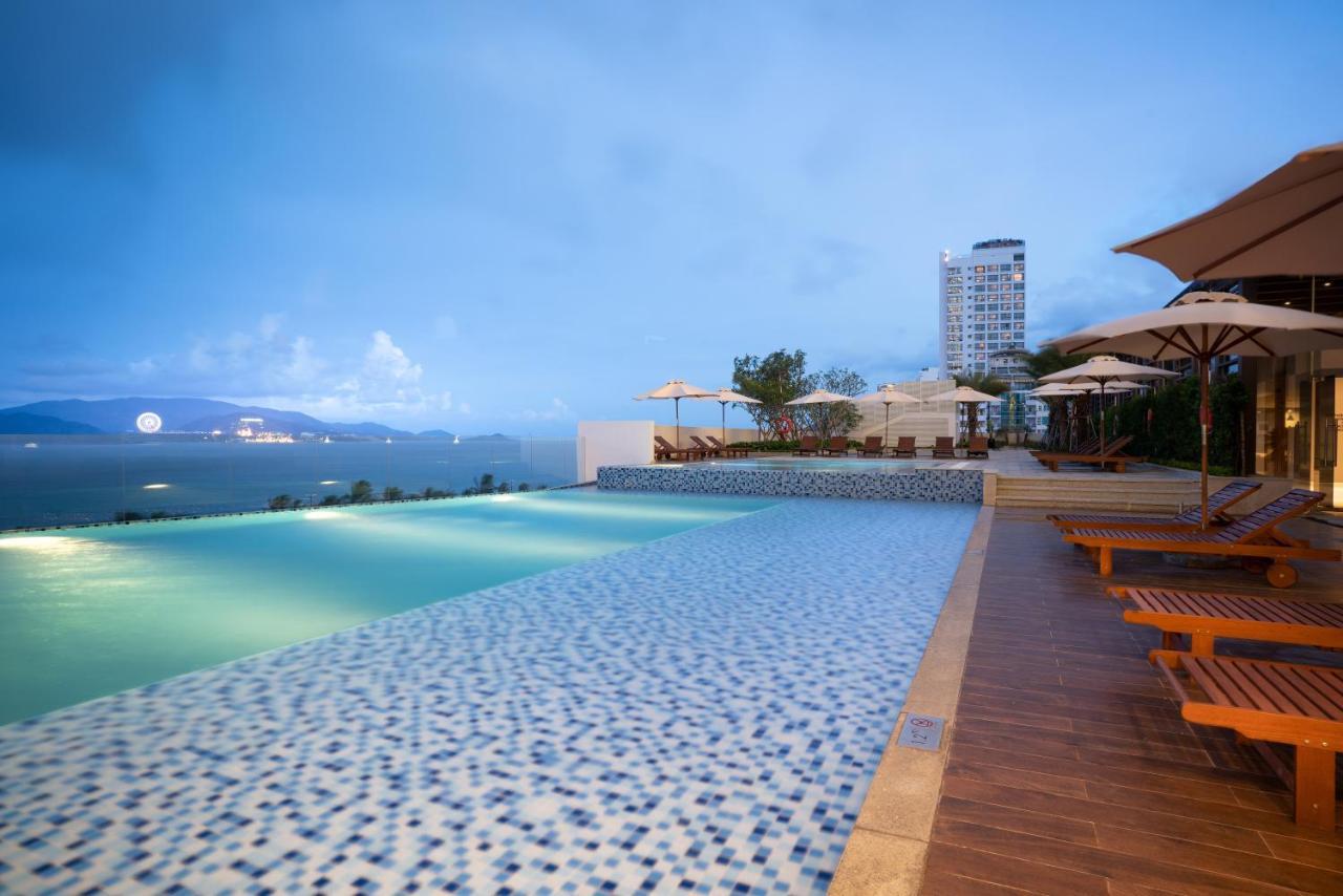 Vinpearl Condotel Beachfront Khách sạn Nha Trang
