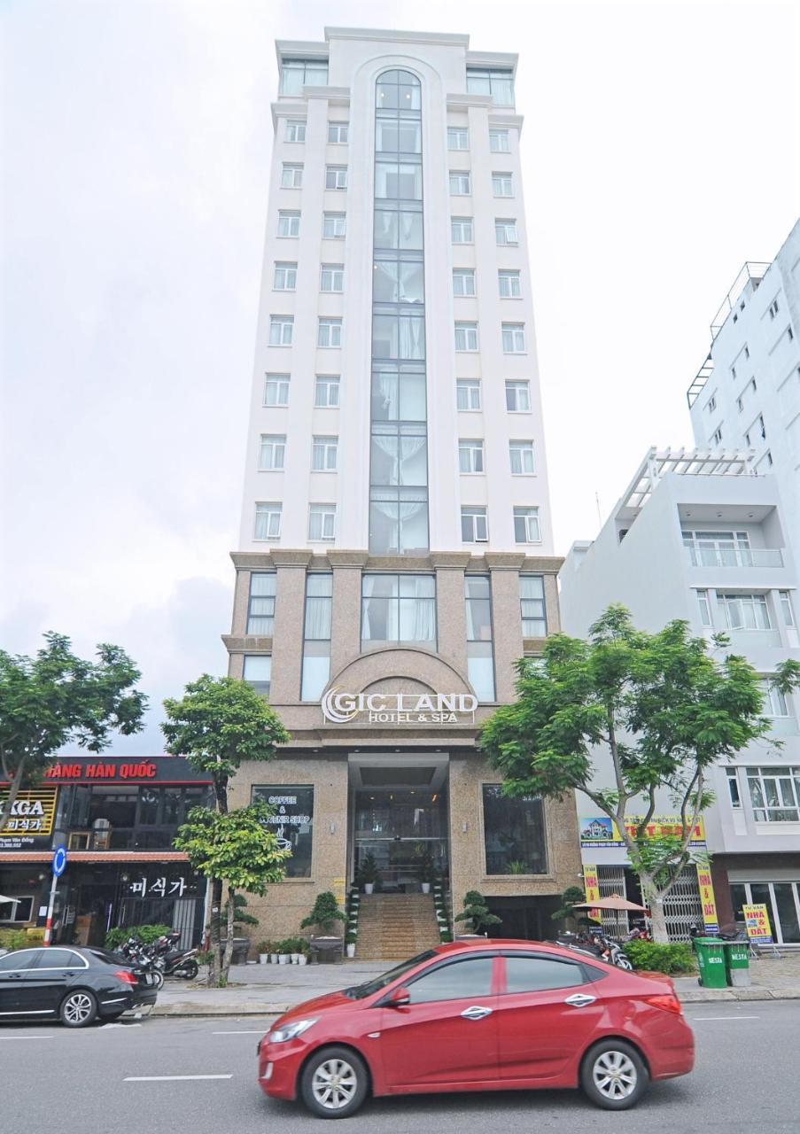 Gic Land Hotel.