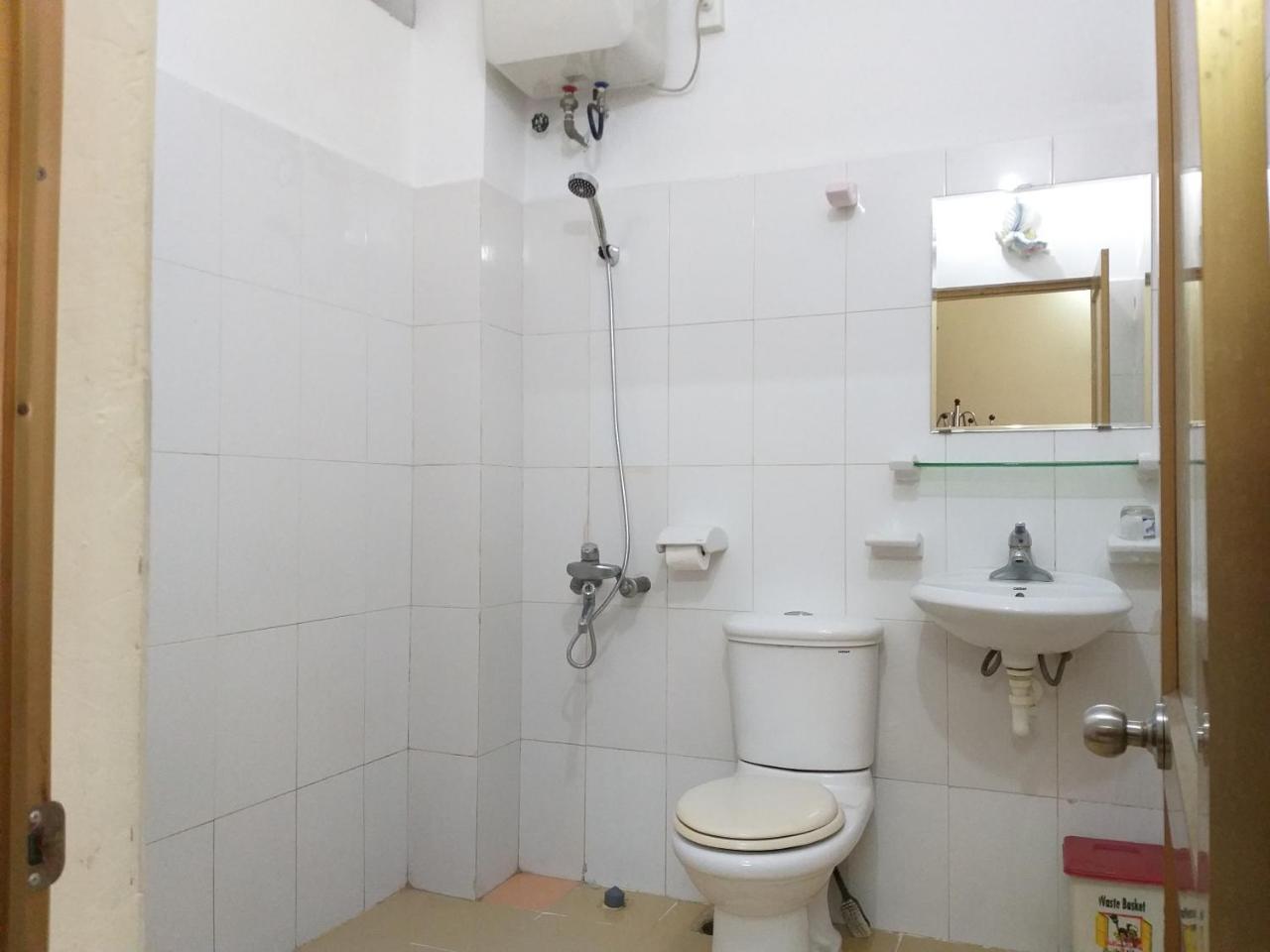 Le 3* Ninh Binh