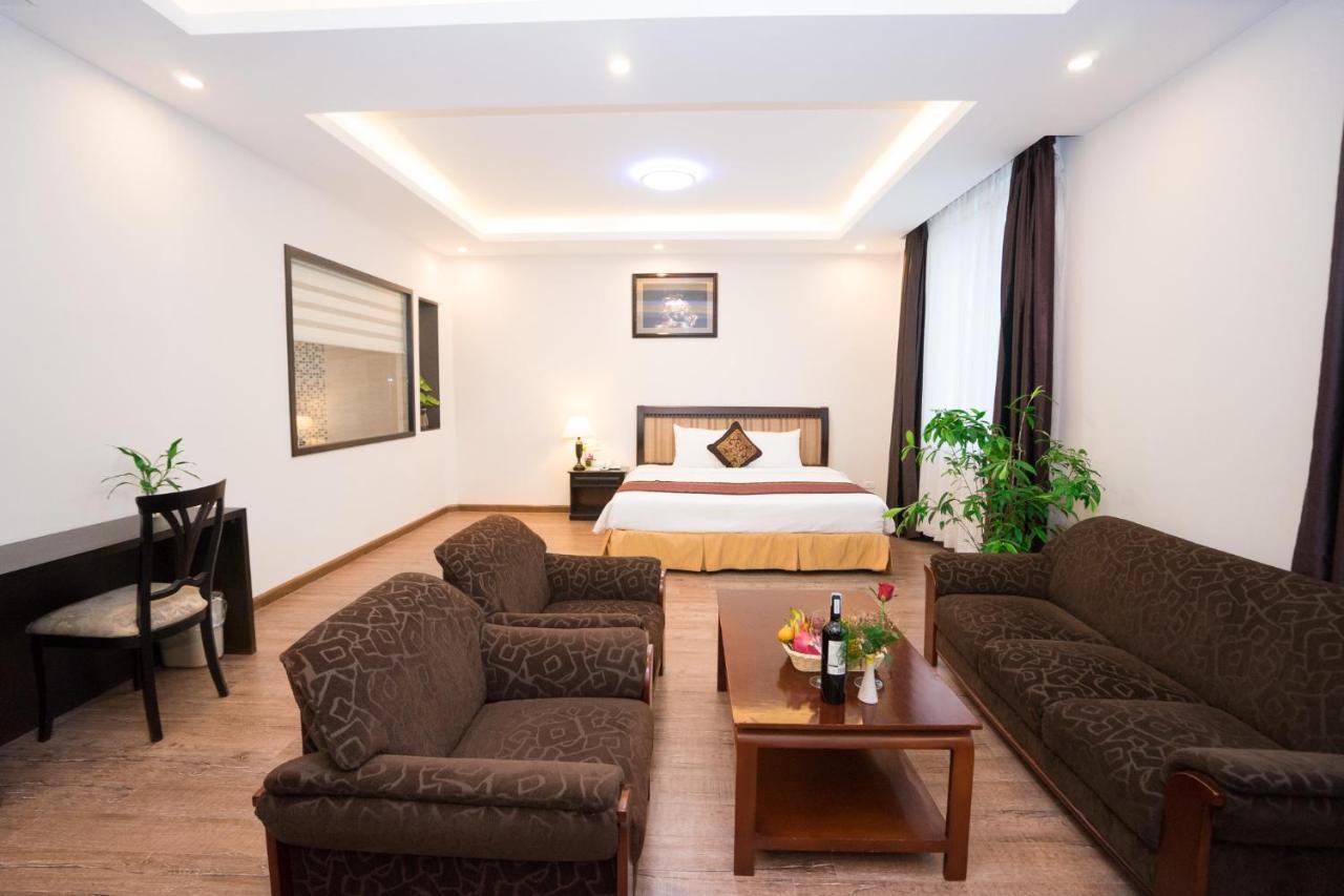 Hotel Aloha Halong