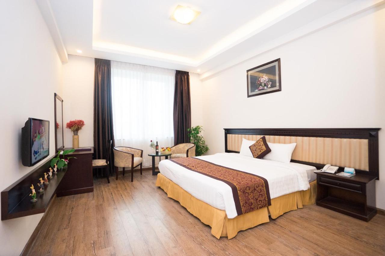Hotel Aloha Halong