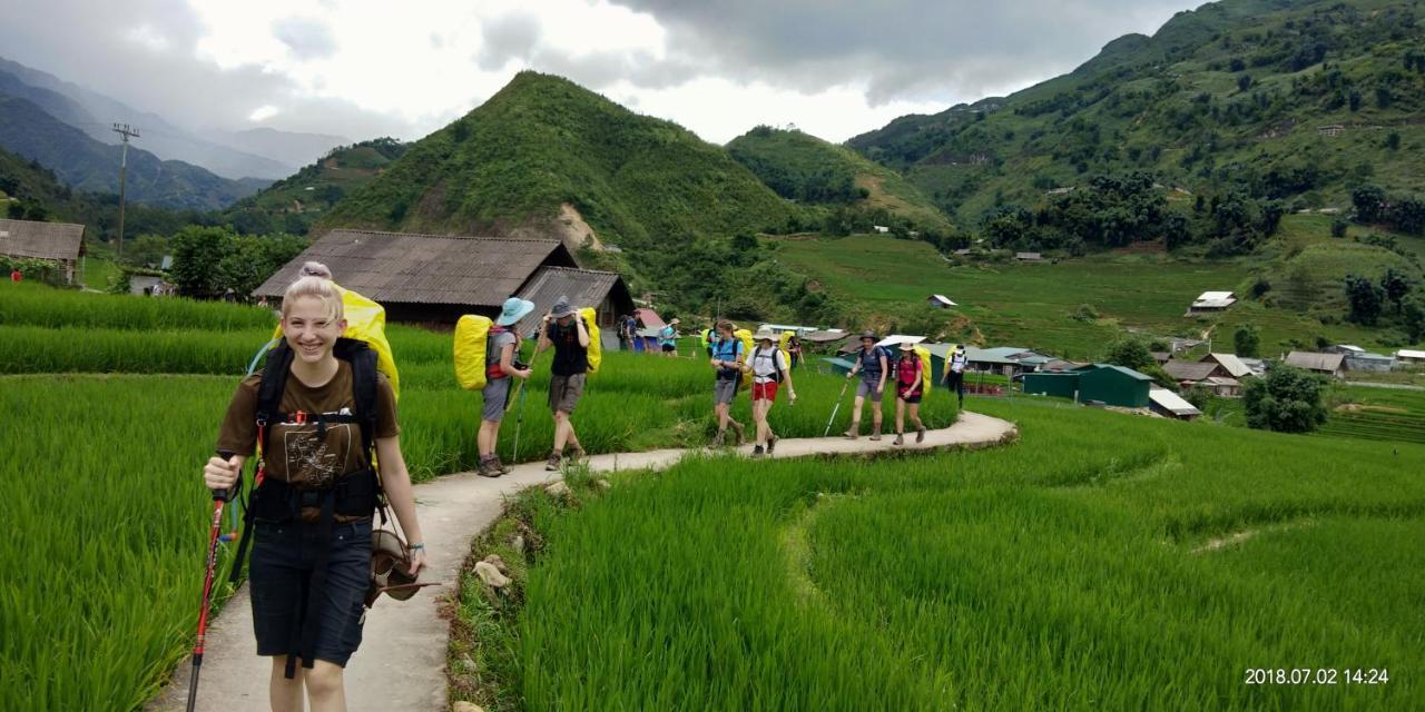 Dzay House Homestay *