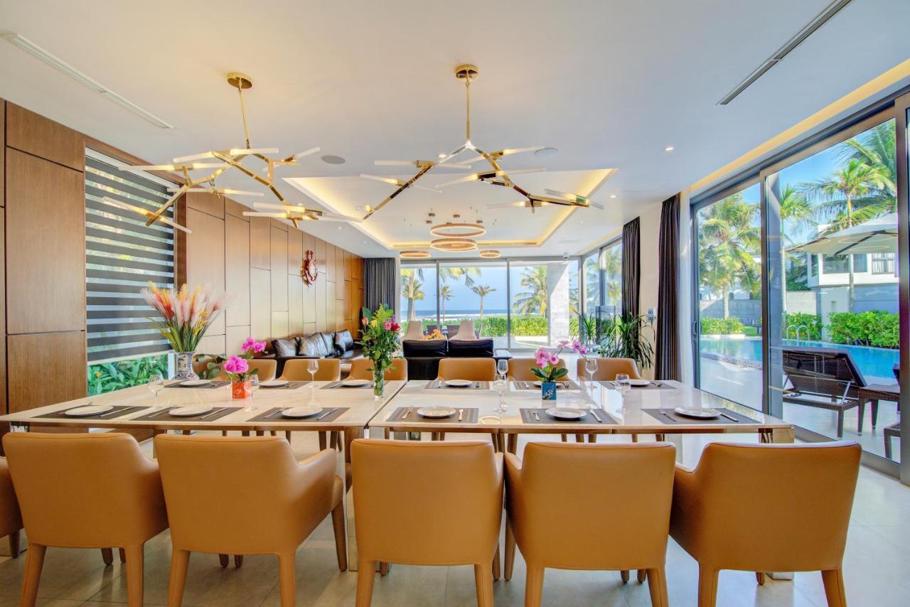 7 Bedrooms Beachfront Luxury * Da Nang