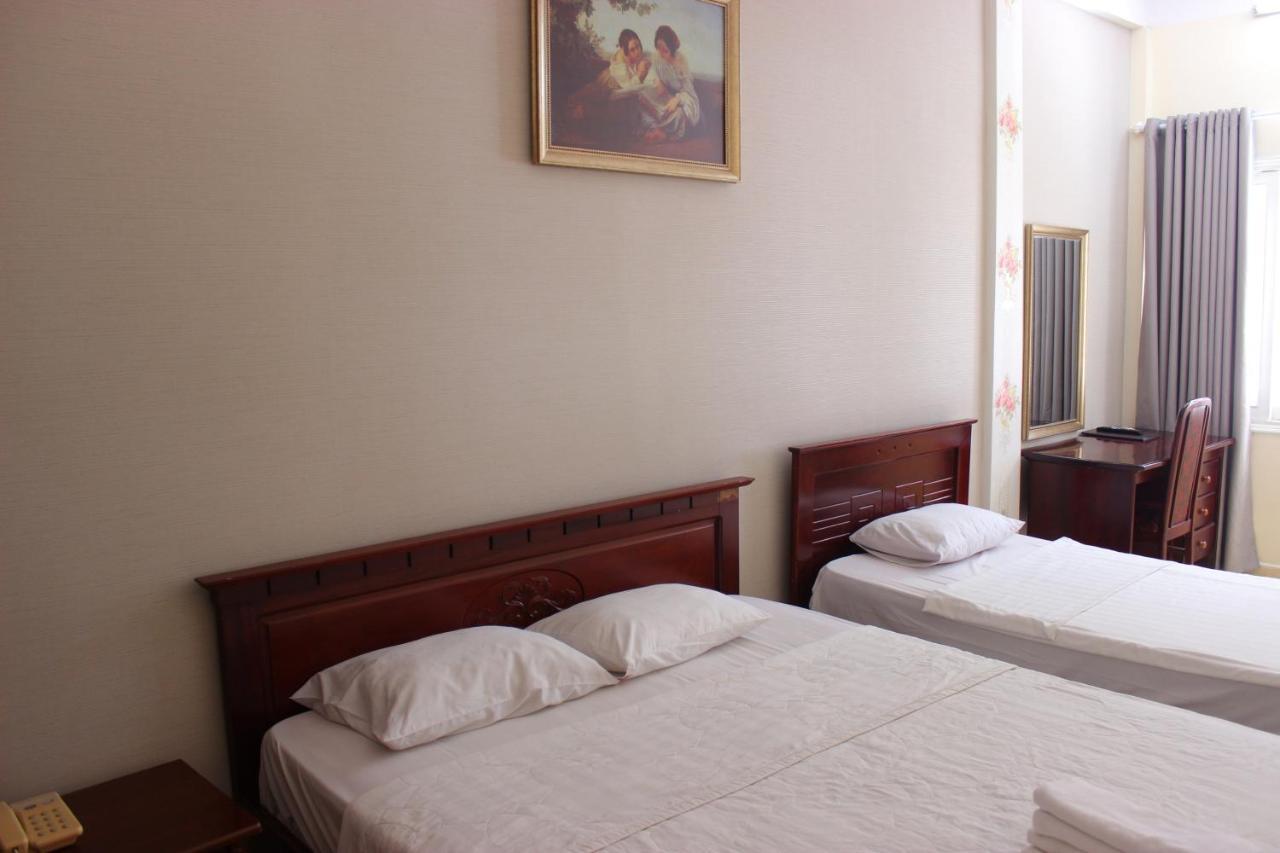 Lam Son Hotel 2*