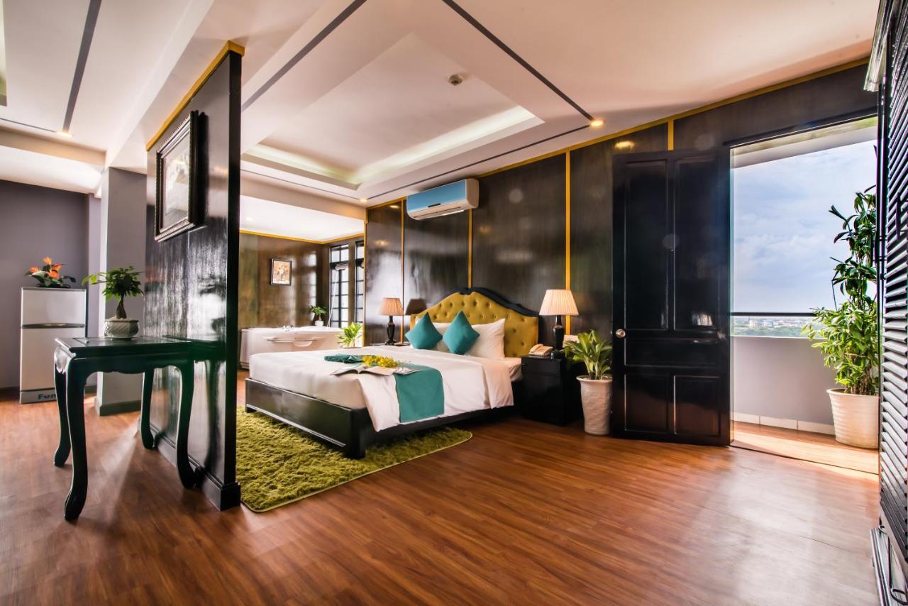 Hotel The Sunriver Boutique Hue