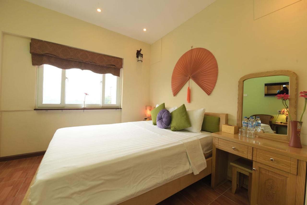 Madam Moon 2 Guest house