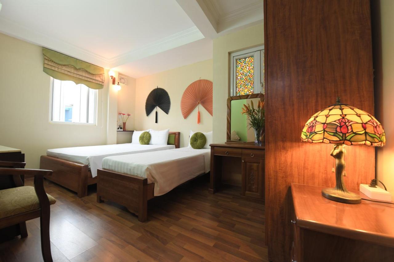 Madam Moon 2 Guest house
