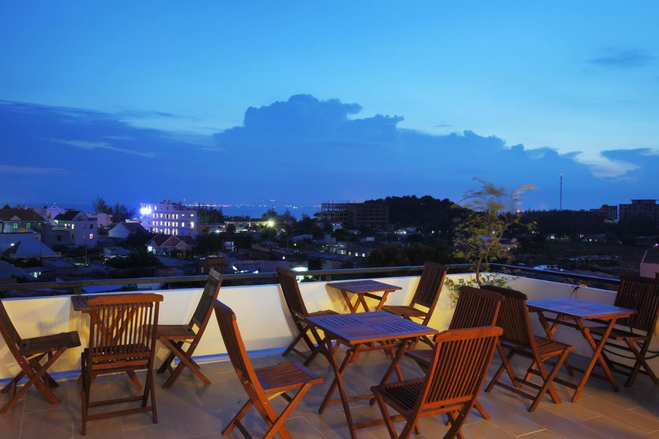 Khách sạn Gold Stars Long Hải
