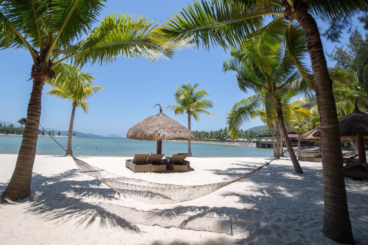 Diamond Bay & Resort