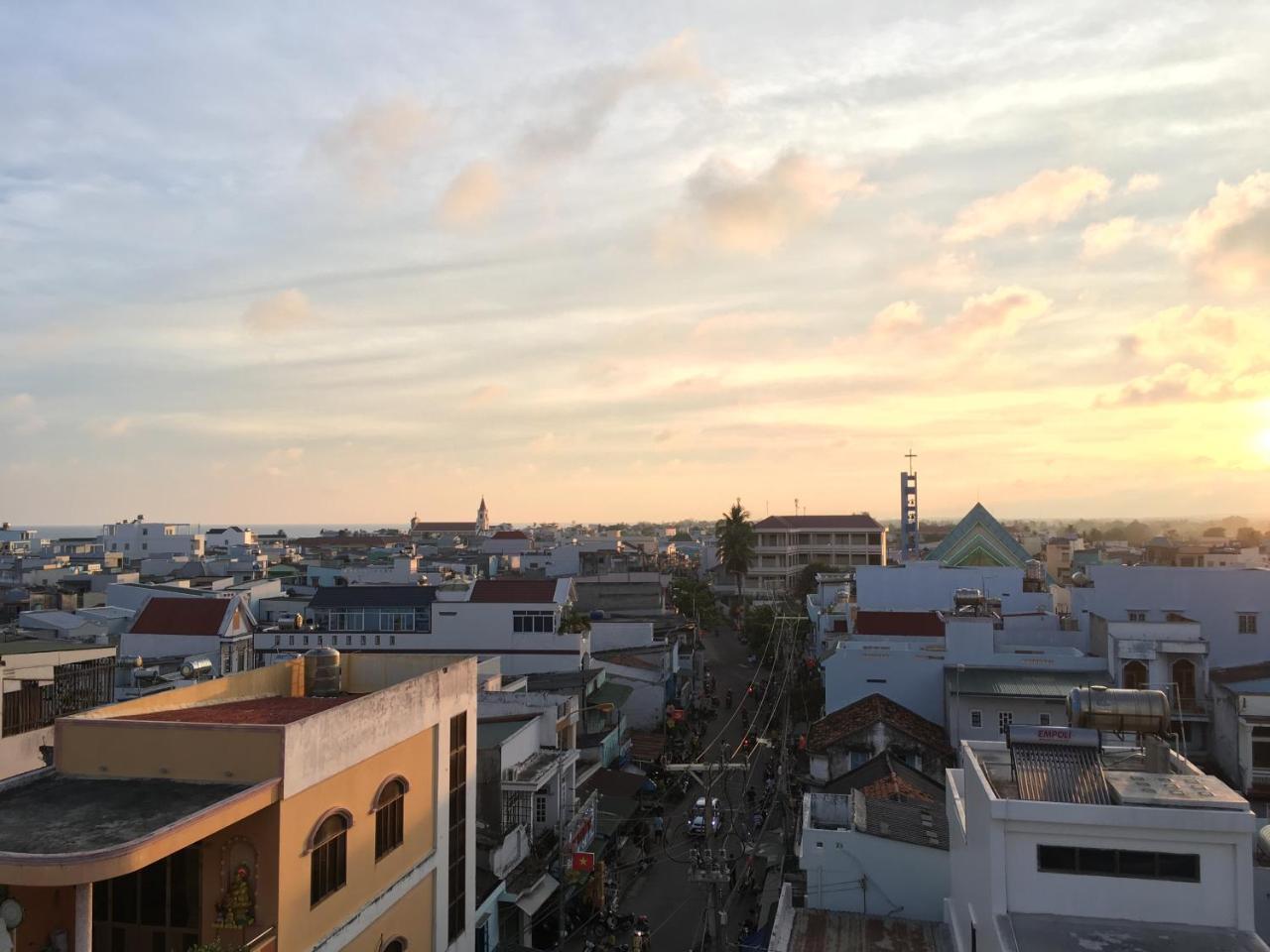 Khách sạn Tan Phu *