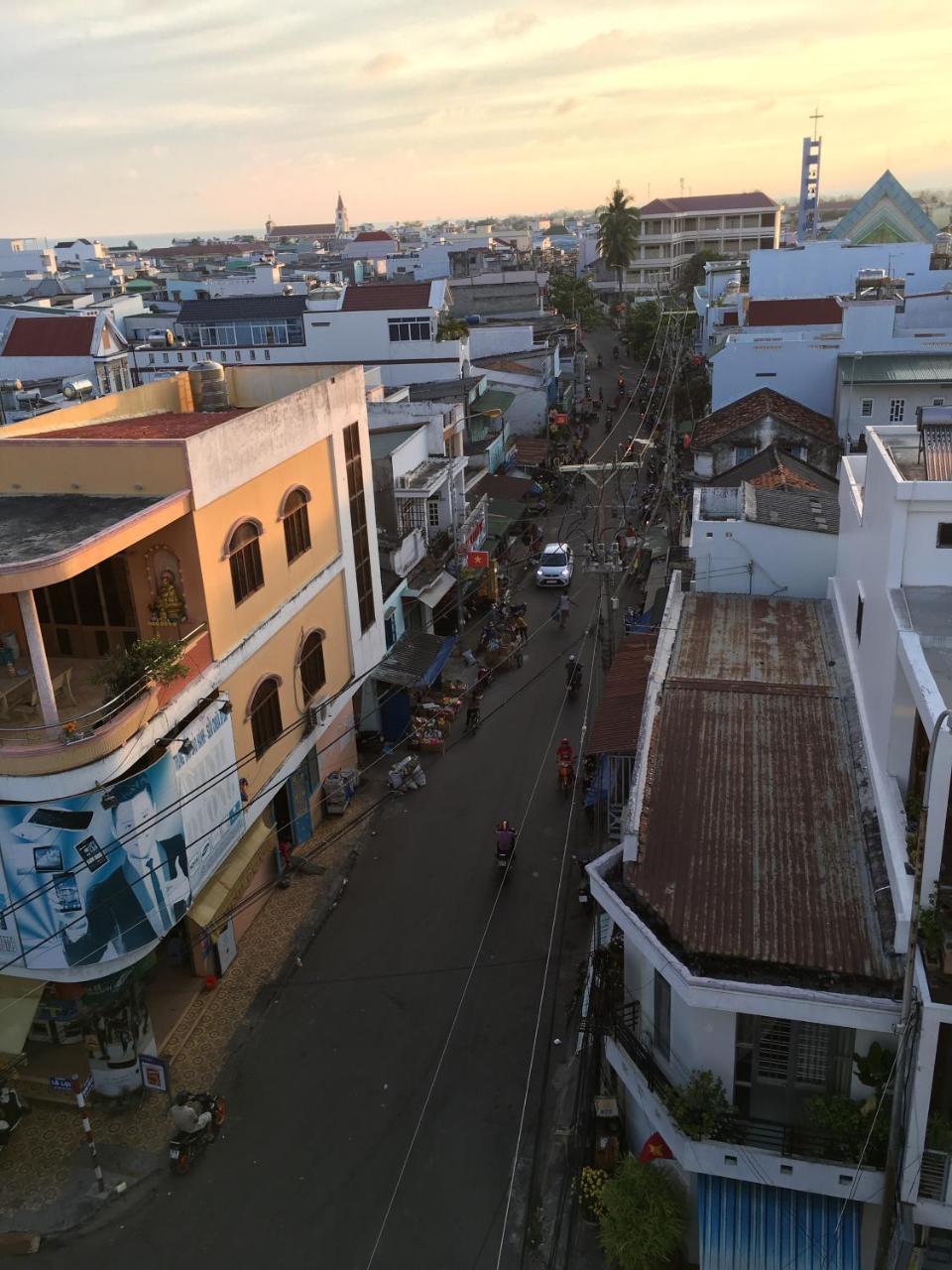 Khách sạn Tan Phu La Gi