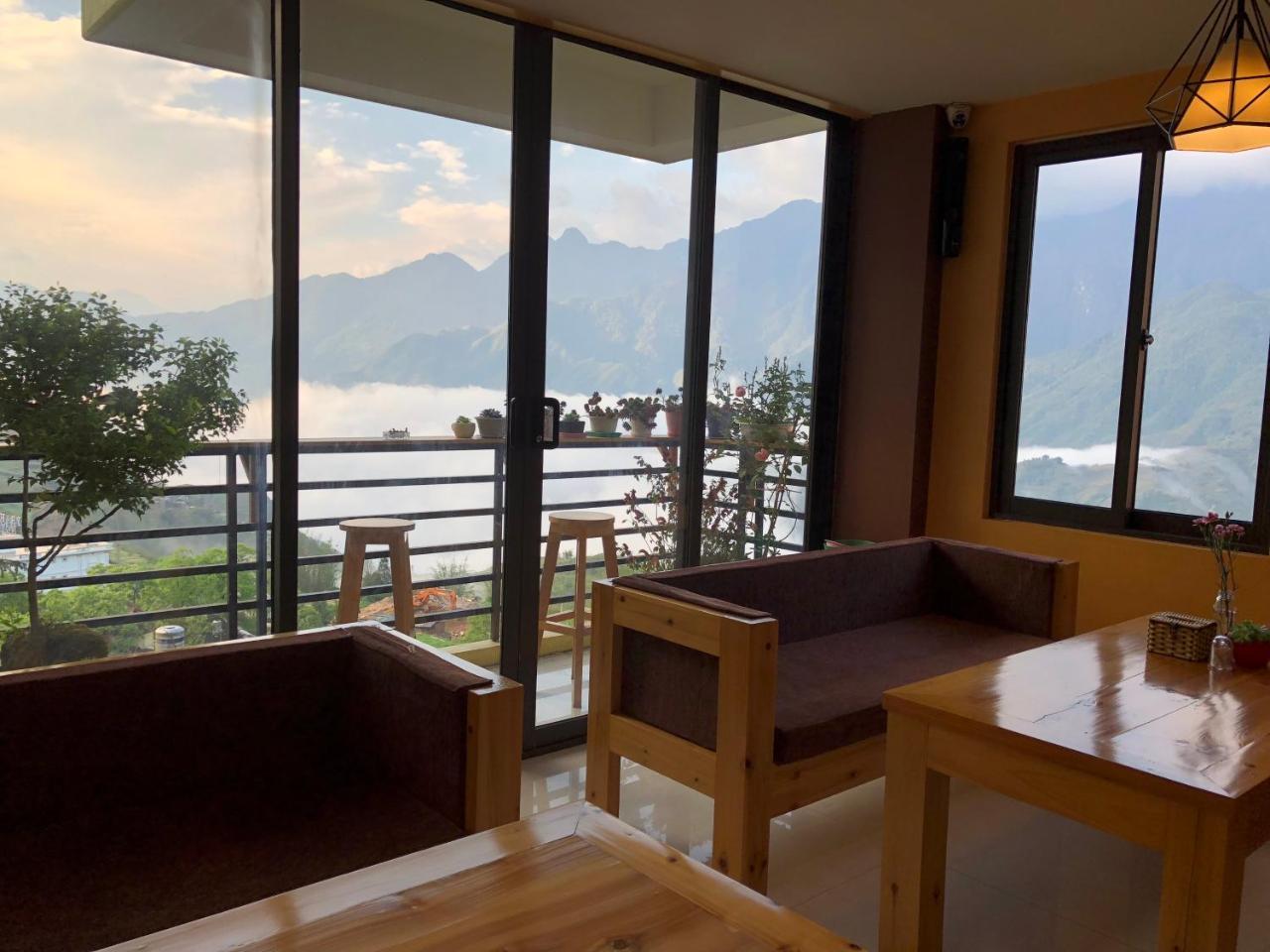 Mountain Hotel 2*