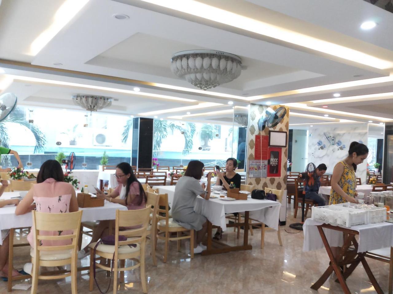 Yen Vy 04 Luxury Hotel