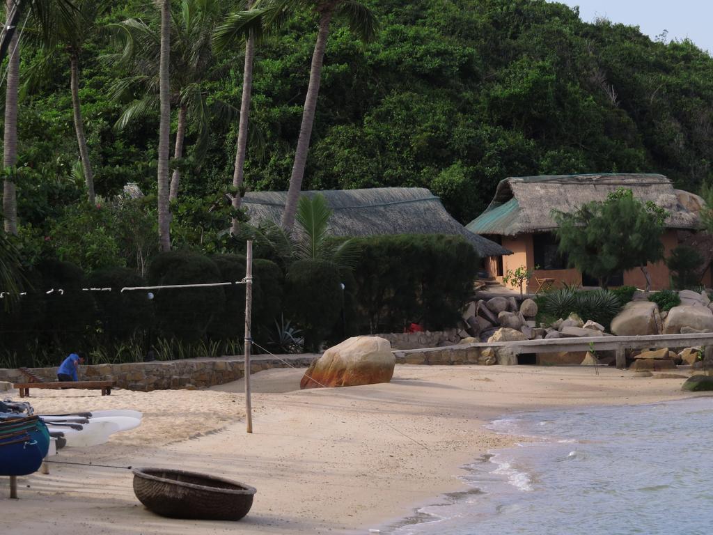Whale Island Resort
