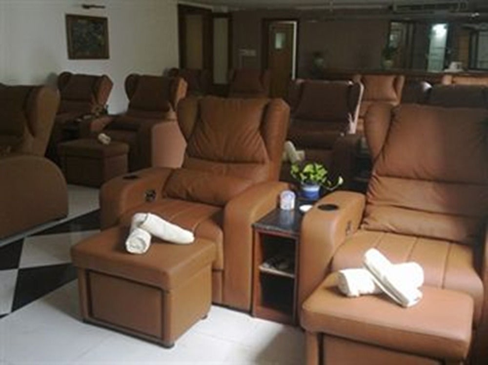 Central Hotel 4*