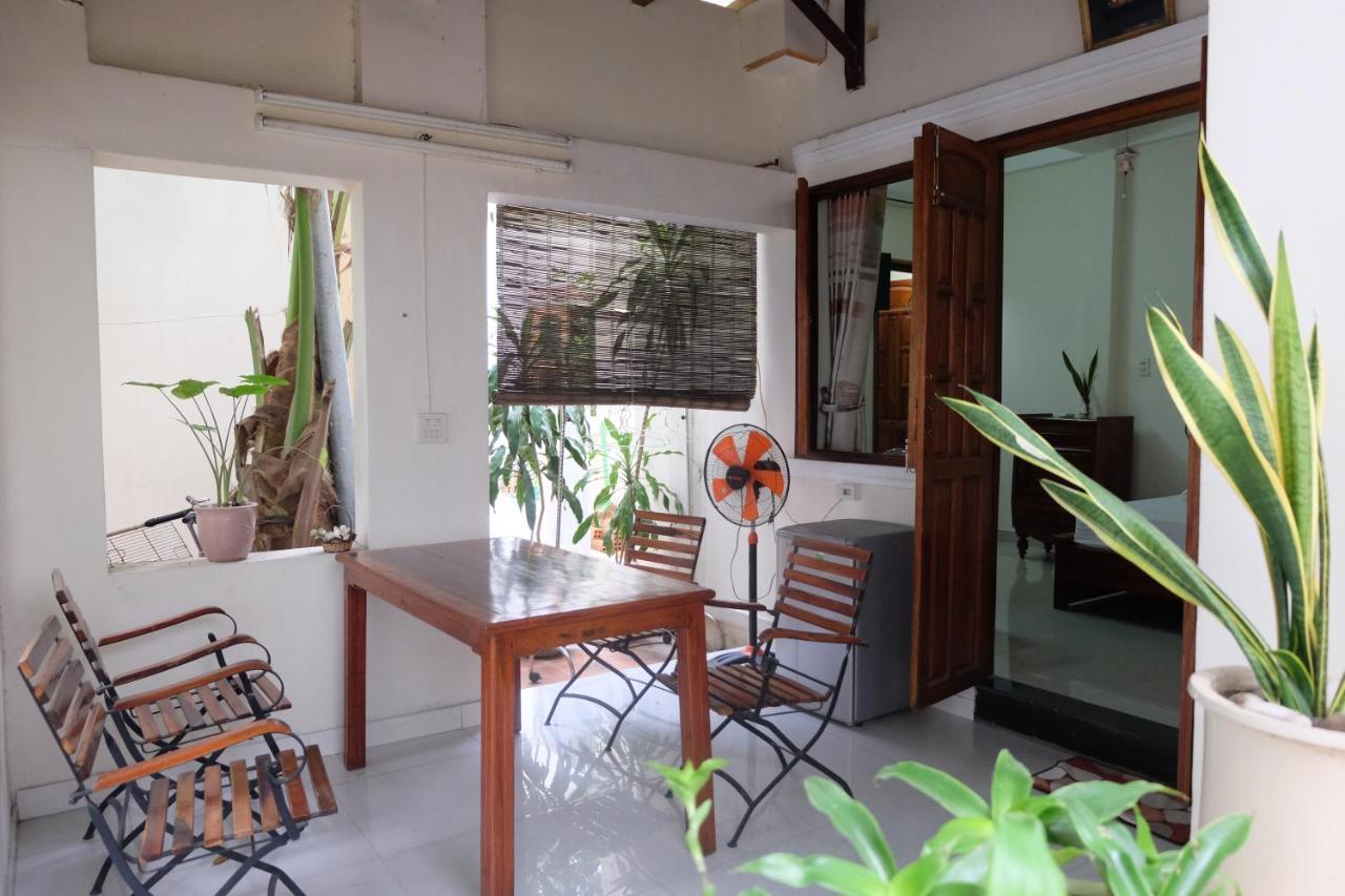 Moon House Tropical Garden - Valentine Guest house Nha Trang