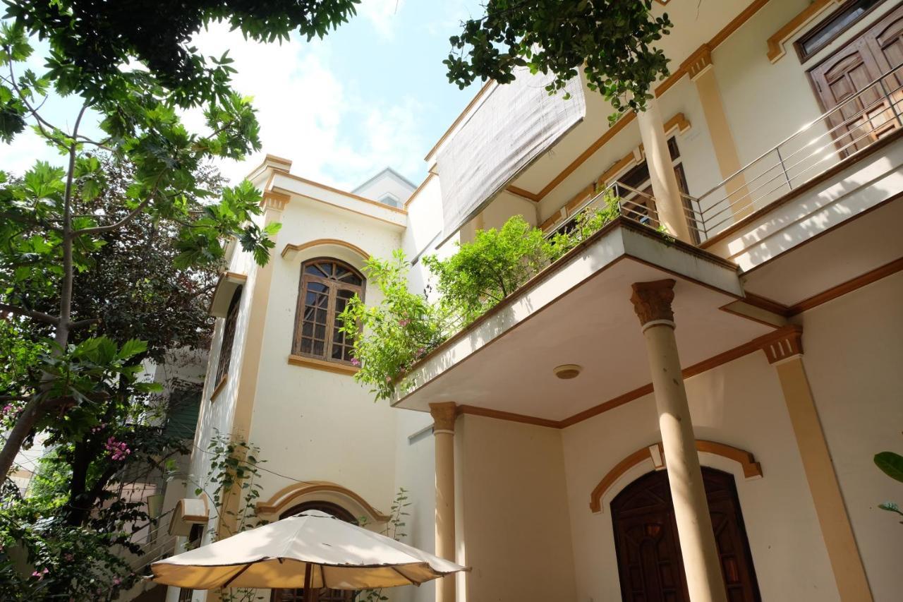 Moon House Tropical Garden - Valentine * Nha Trang