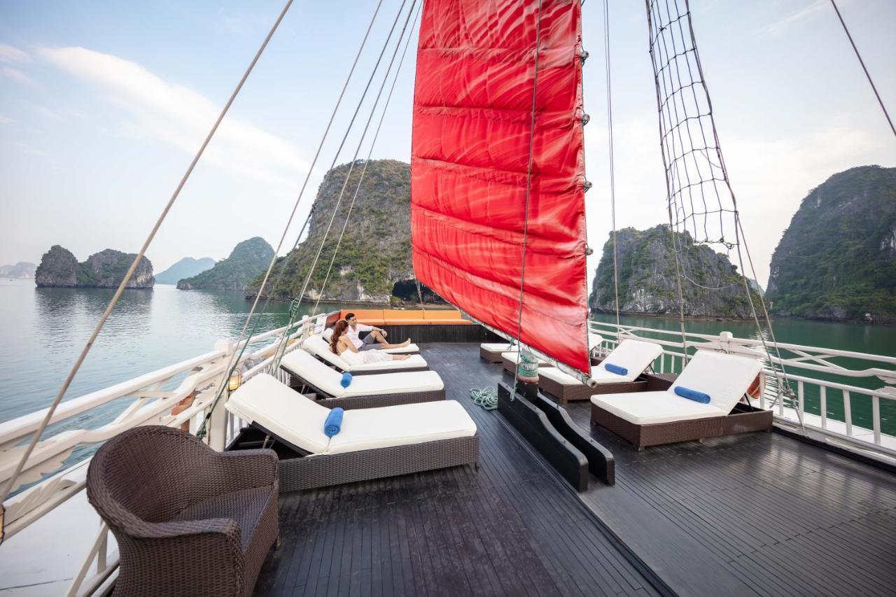 Syrena Cruises  Ha Long