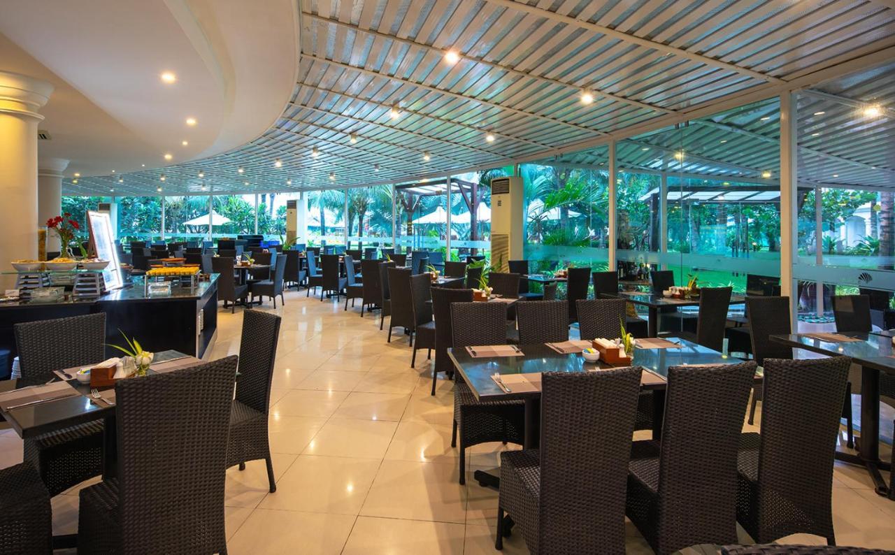 The Sailing Bay Resort 4*