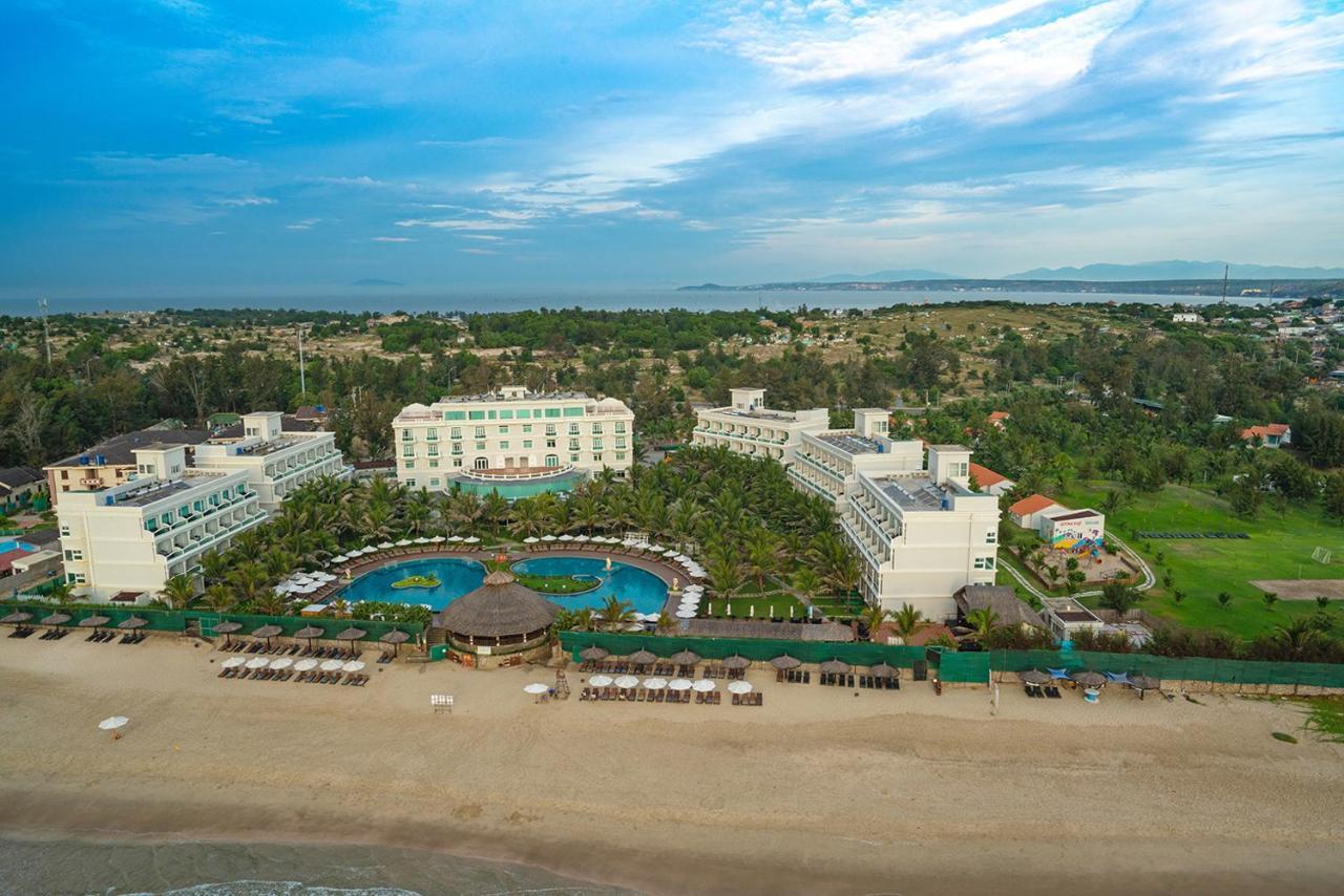 Resort The Sailing Bay 4*