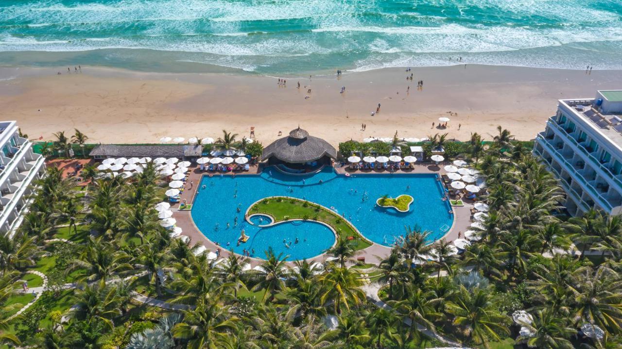 Resort The Sailing Bay