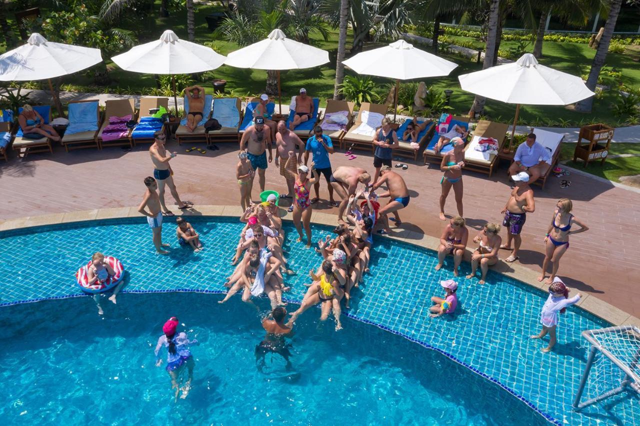 Resort The Sailing Bay 4*