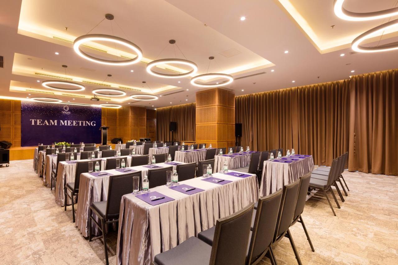Khách sạn Nagar 4*