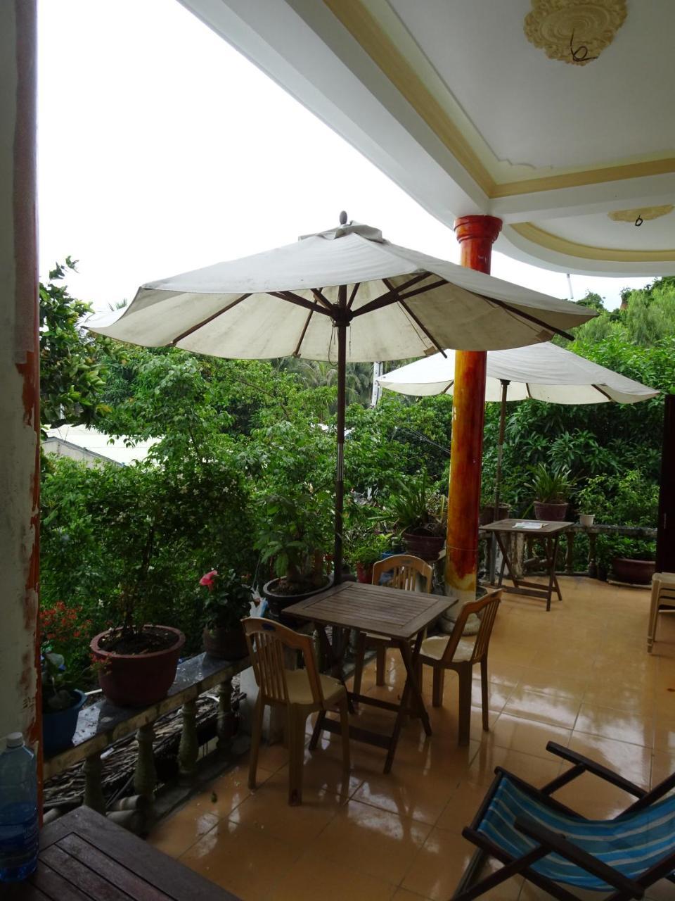 Ngo Khanh * Tân Hiệ