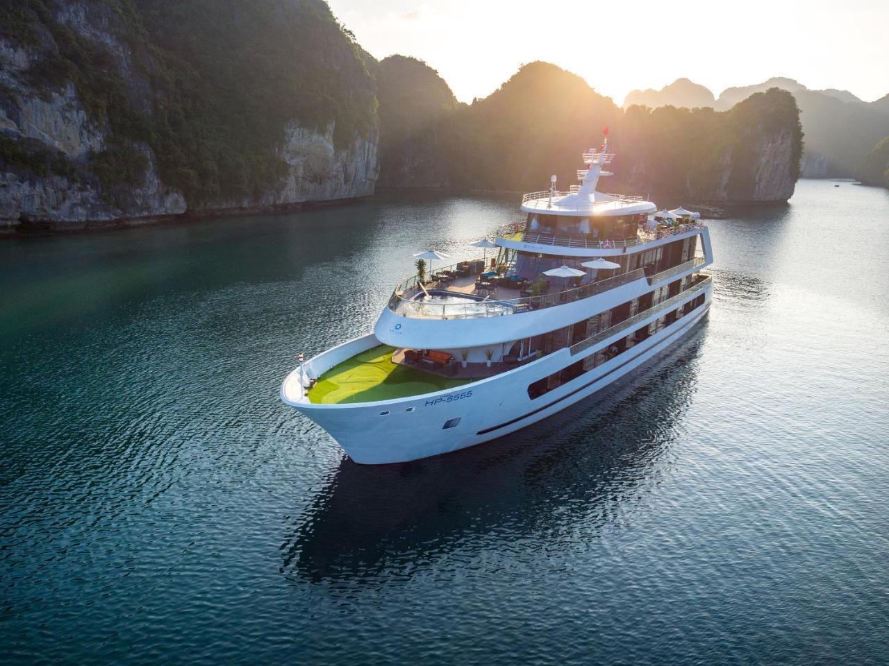 Stellar Of The Seas Cruise  Ha Long