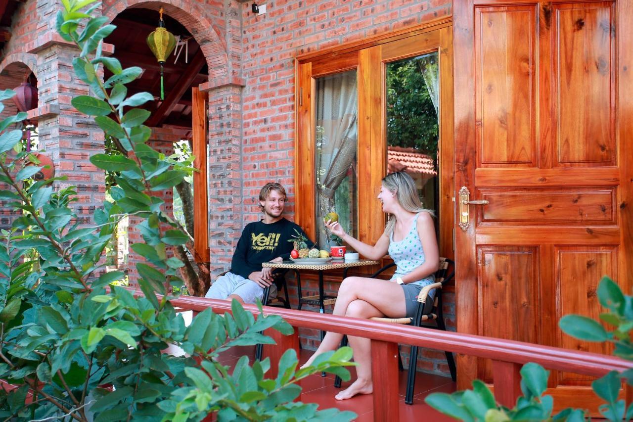 Mountain View & Restaurant Homestay