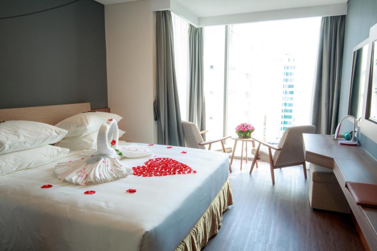 Libra Hotel