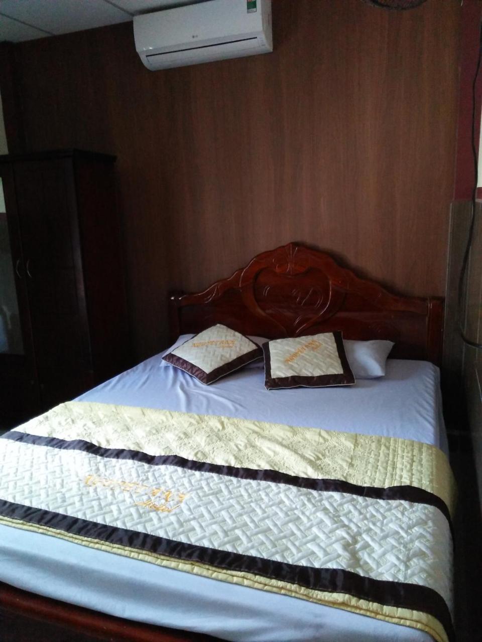 Nhà khách Nguyet Anh *
