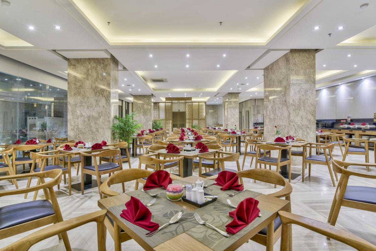 Poseidon Hotel 4*