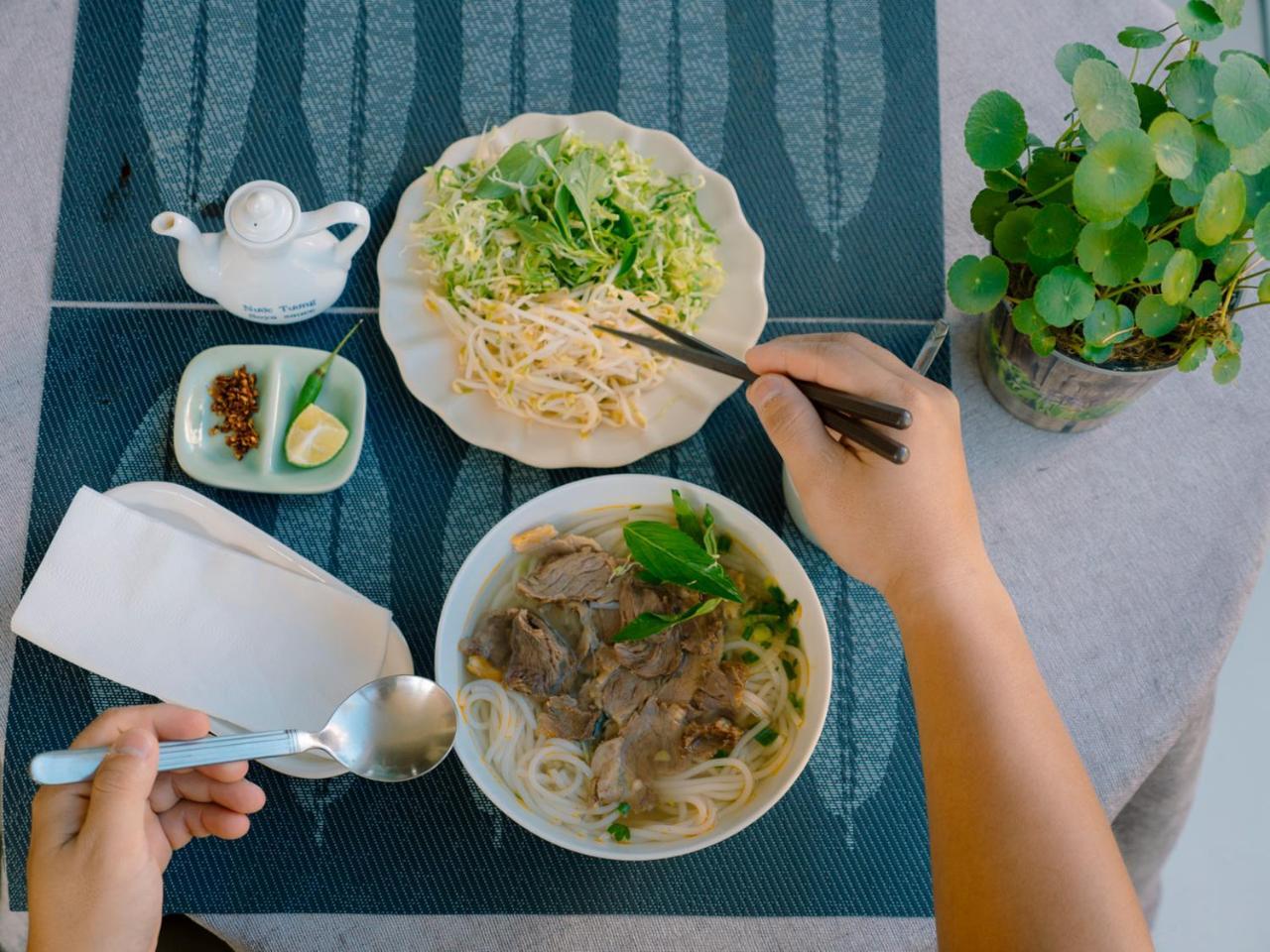 Lu Tan Bed & Breakfast