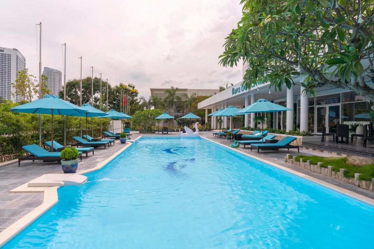 Hotel Flora Beach Hotel & Spa 3*