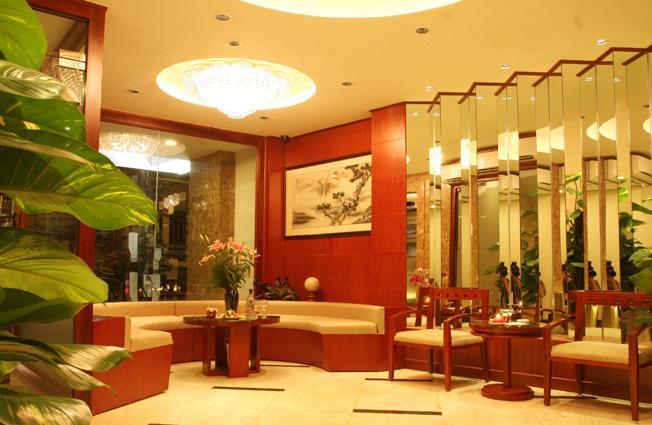 E Luxury & Restaurant Hanoi