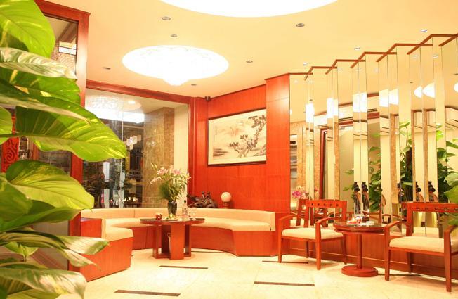 E Luxury & Restaurant Hotel