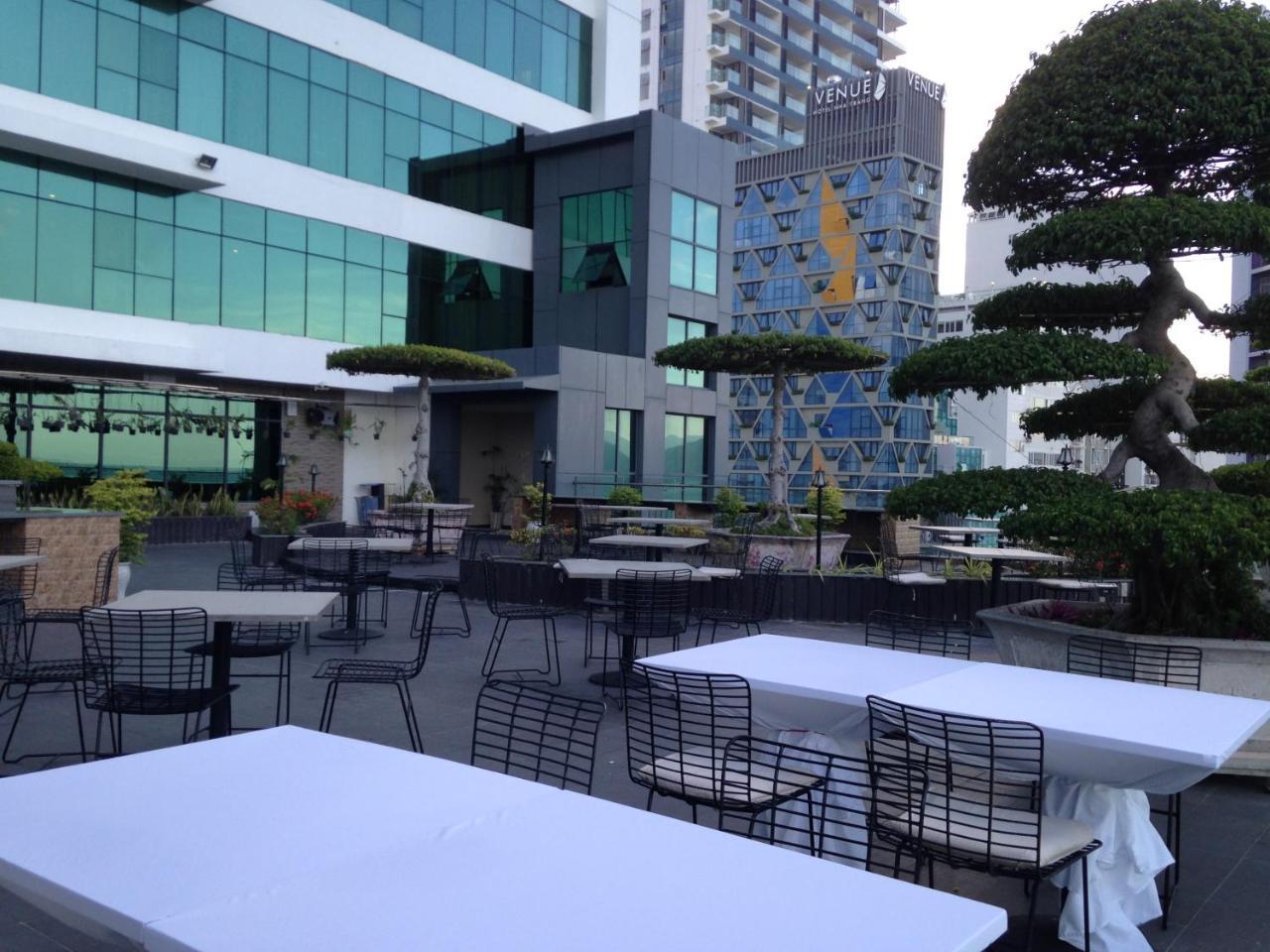 Apartment - Unit 3706