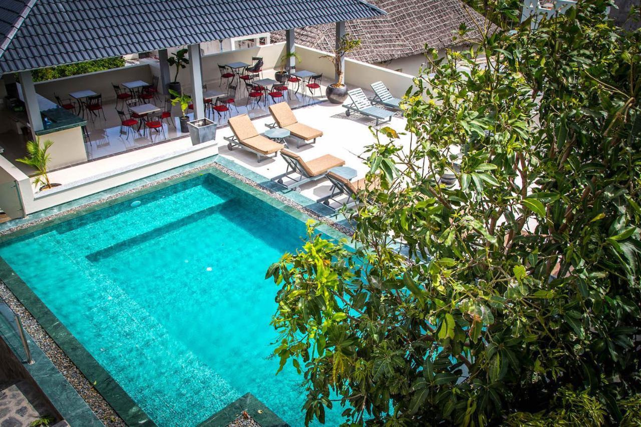 Hills Hotel