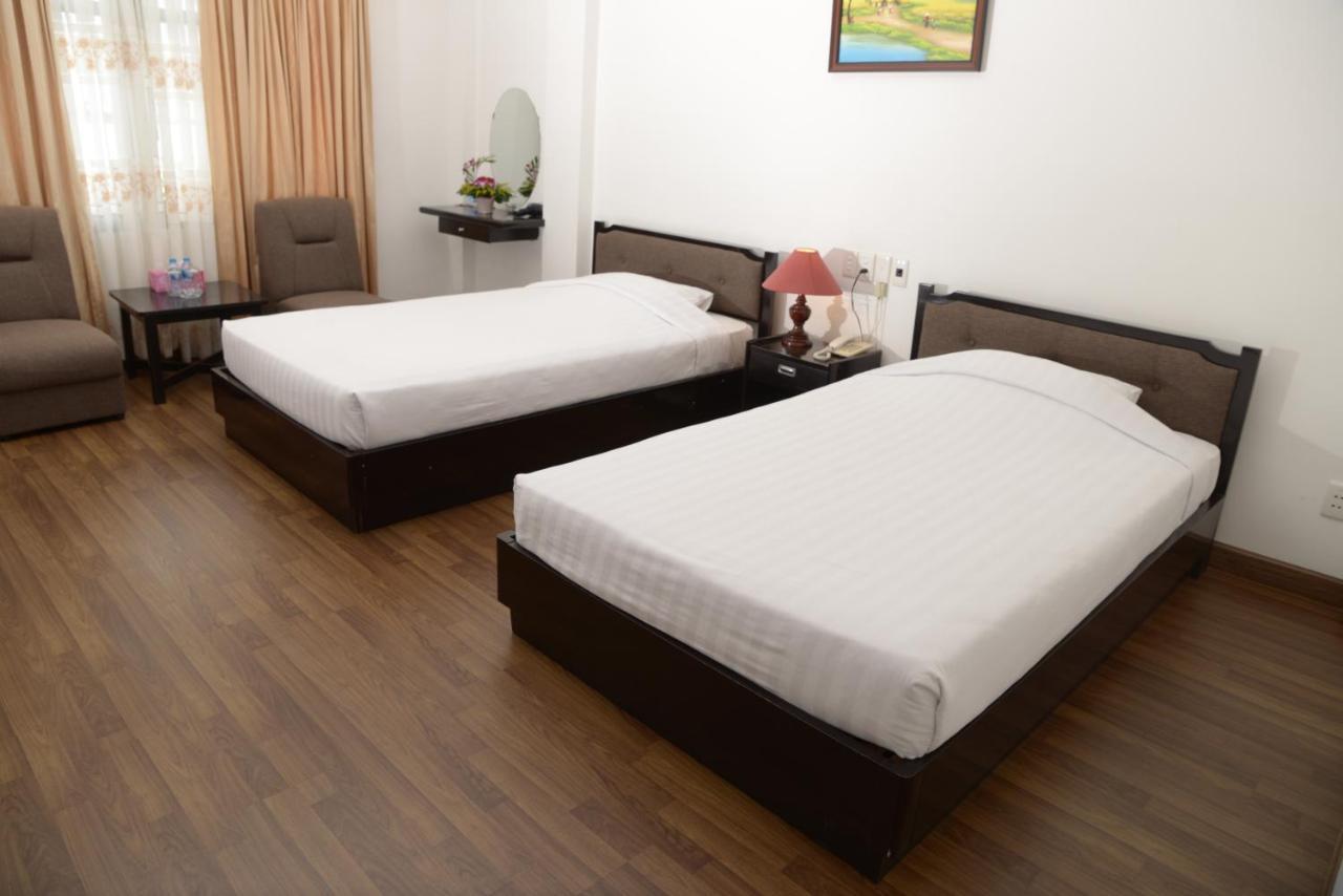 Song Huong Motel