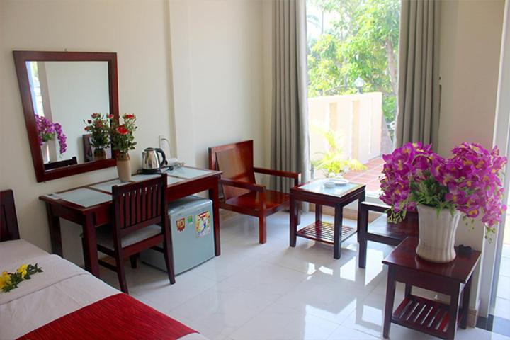 Ha Anh - 2* Mui Ne